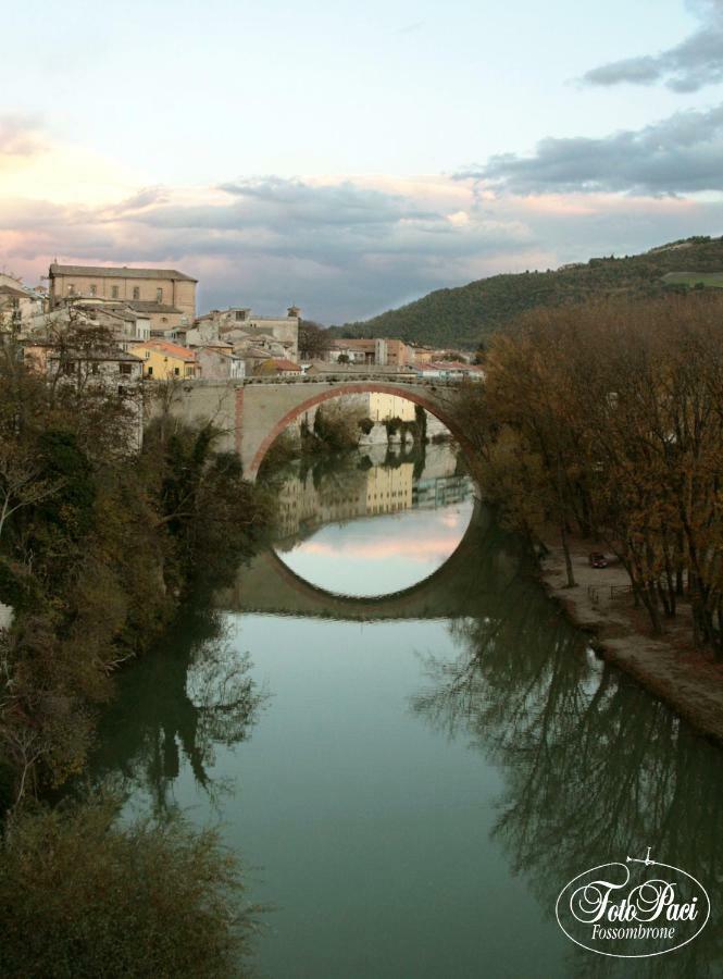 Il Cavallino Fossombrone Bagian luar foto