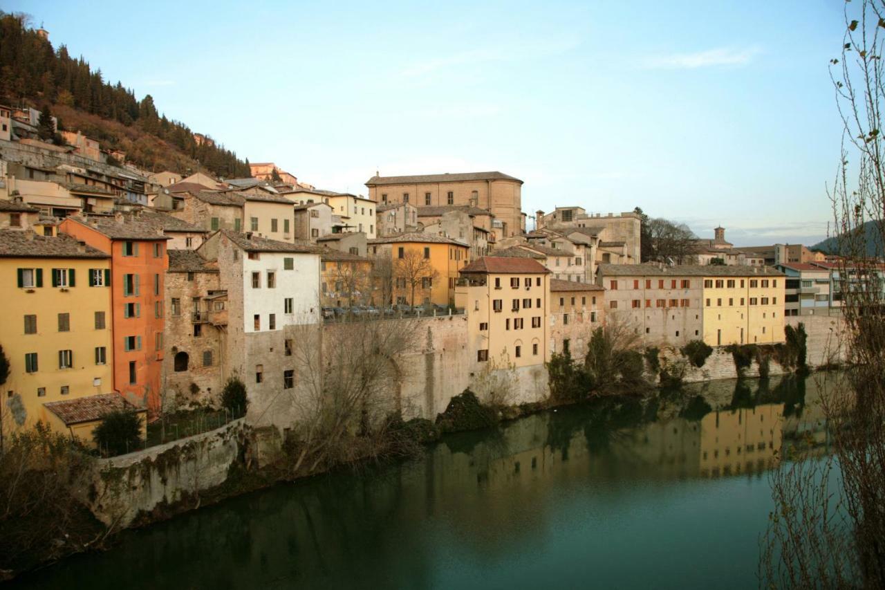 Il Cavallino Fossombrone Bagian luar foto